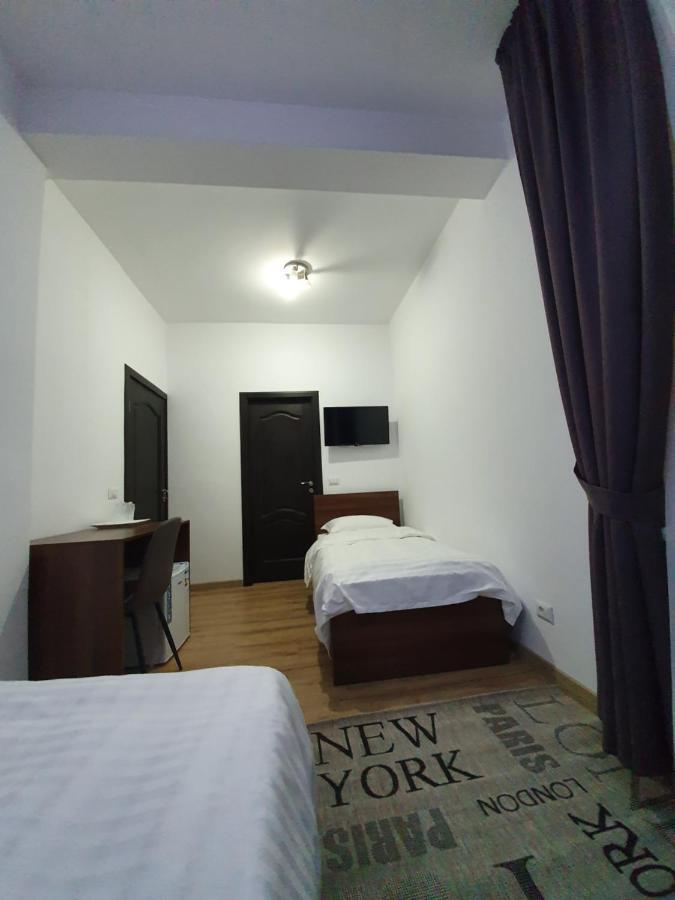 Vily Luxury Rooms Focşani Exterior foto