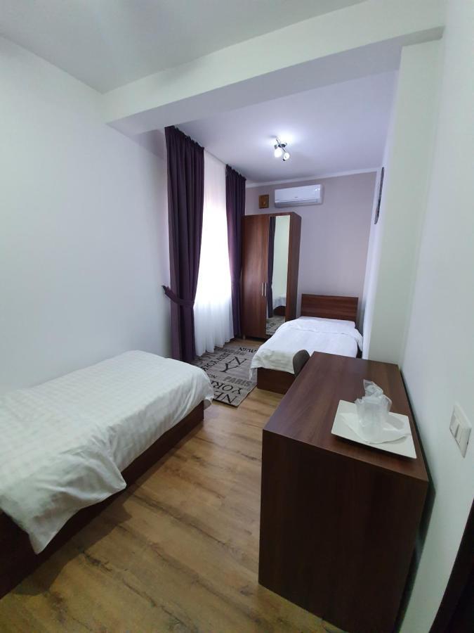 Vily Luxury Rooms Focşani Exterior foto