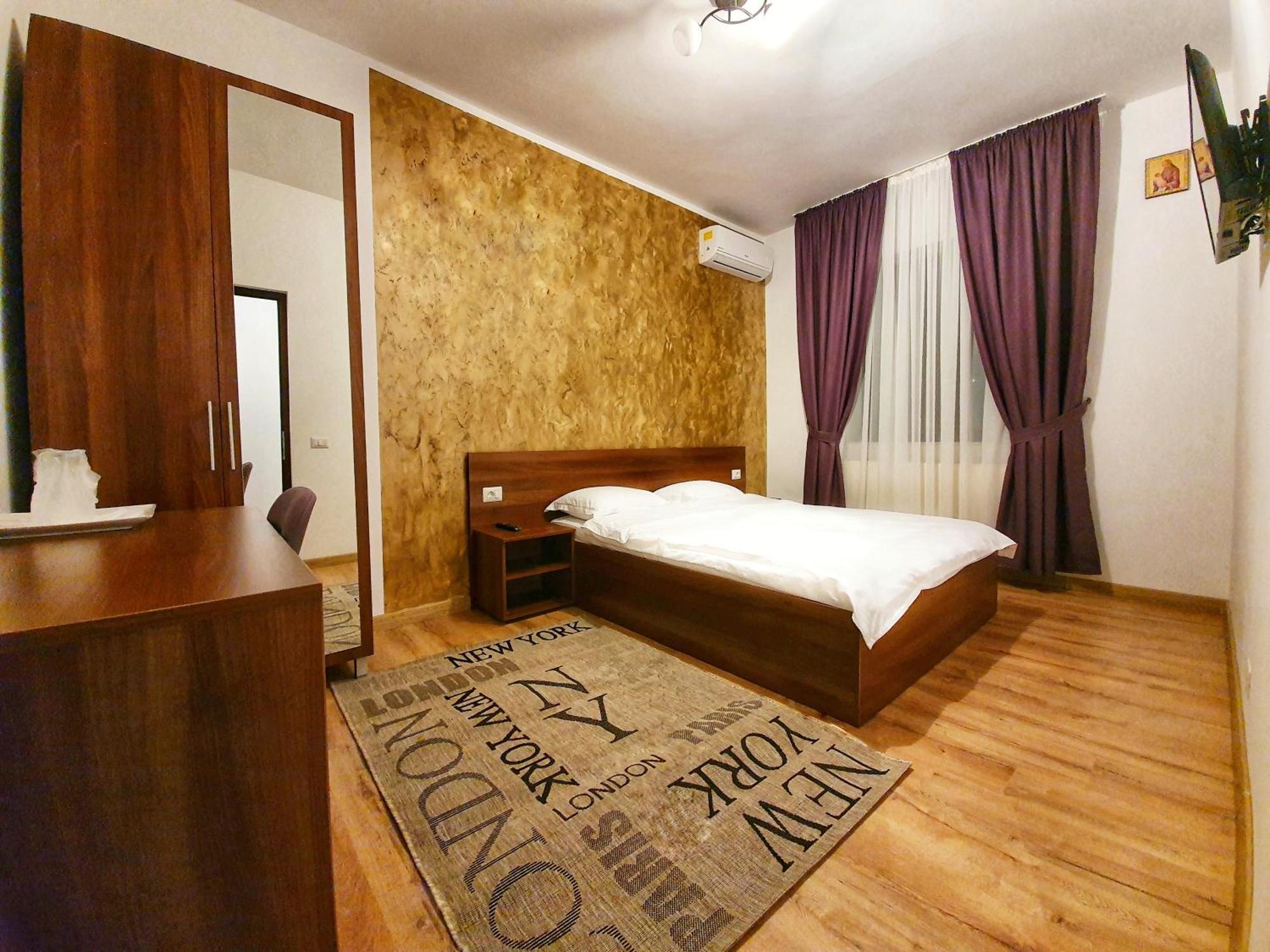 Vily Luxury Rooms Focşani Exterior foto
