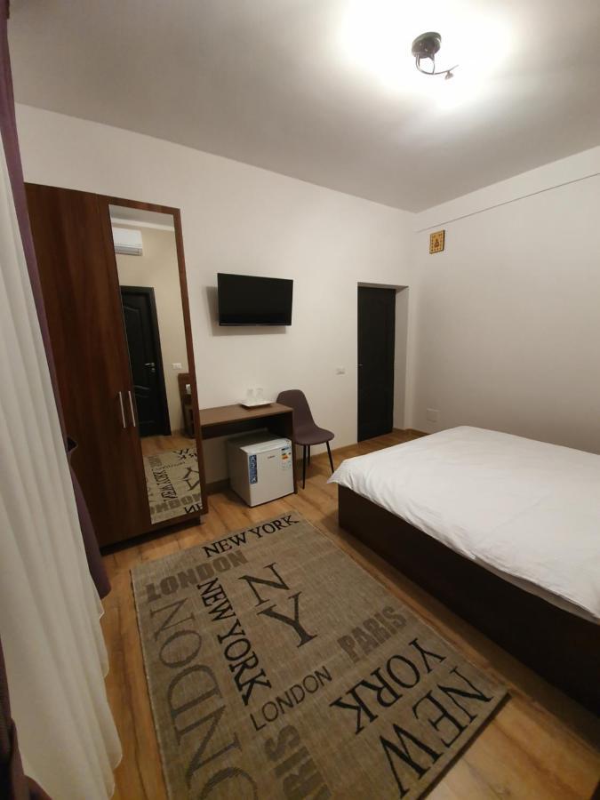 Vily Luxury Rooms Focşani Exterior foto